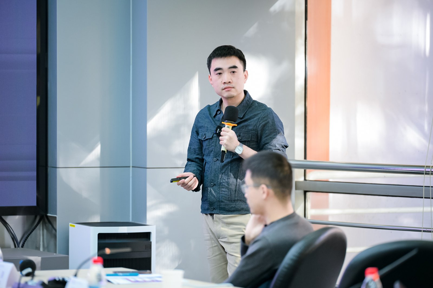 1764664338200085617.png 1764664338200085617.png