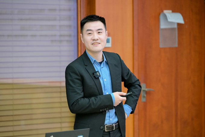 1764664549575017472.png 1764664549575017472.png